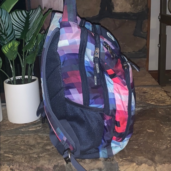 OGIO backpack - Picture 2 of 6